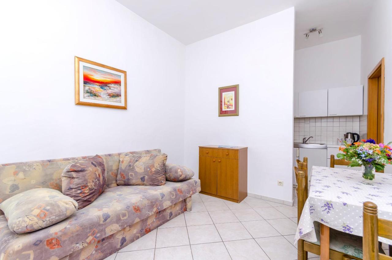 Apartments Mate Trogir Eksteriør billede